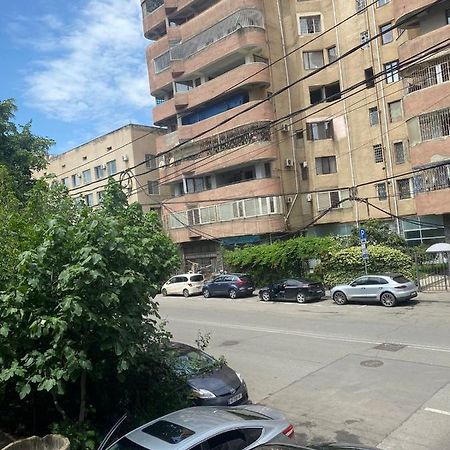 Hotel Saburtalo Roni Тбилиси Екстериор снимка
