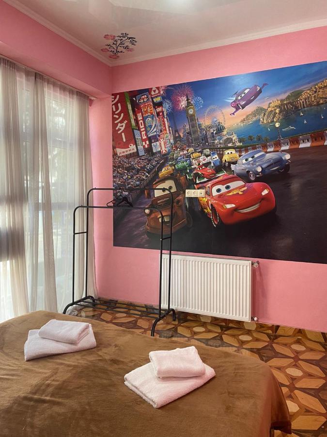 Hotel Saburtalo Roni Тбилиси Екстериор снимка